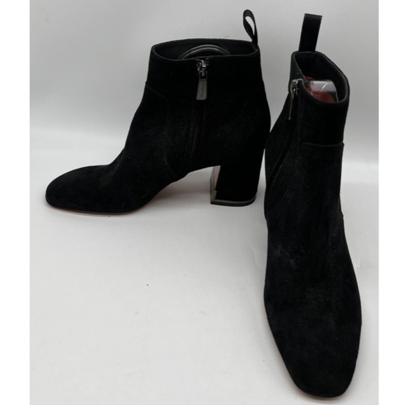 Santoni Black Suede Block Heel Metal-Tone Ankle Bootie sz 38 - Picture 1 of 7